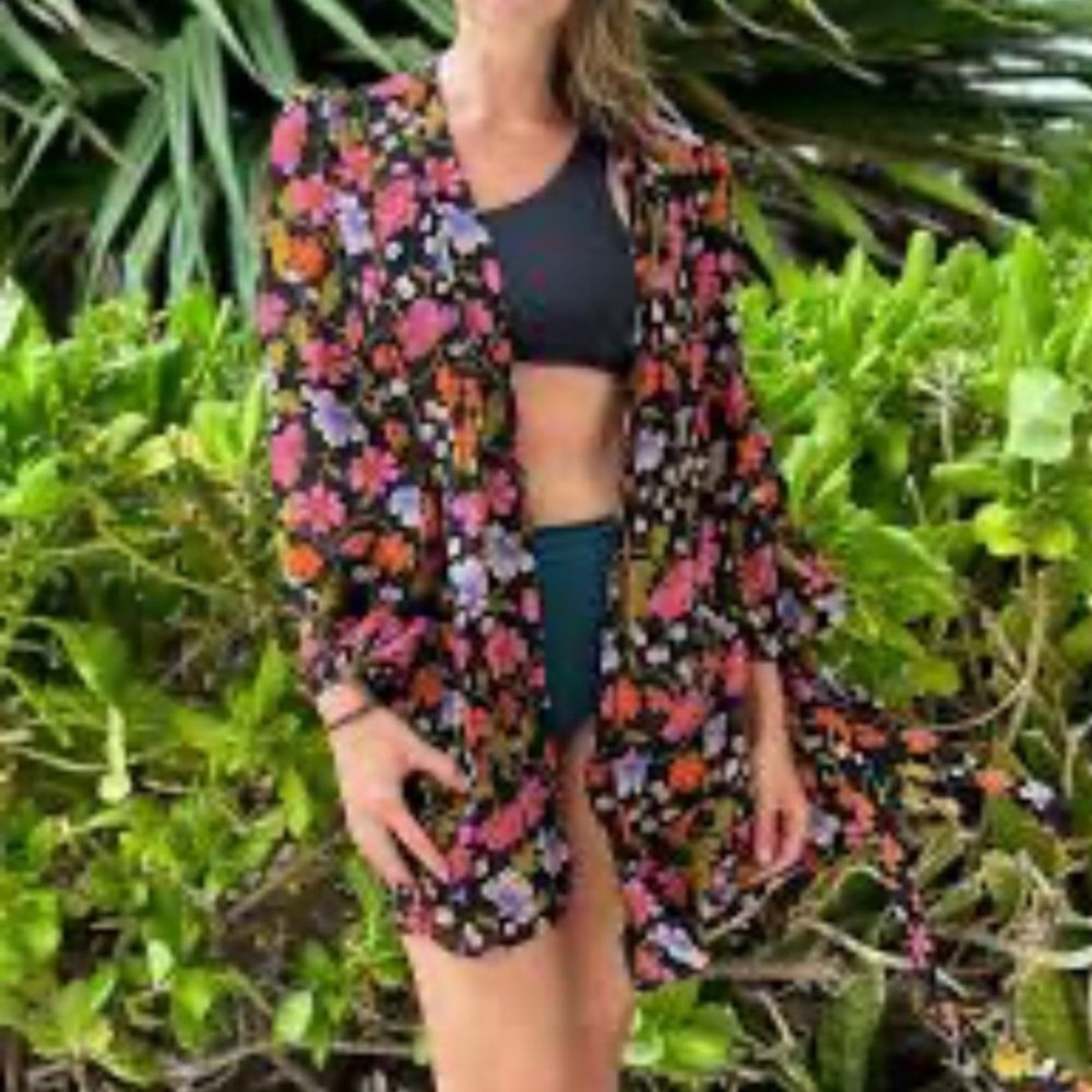 CAbi Mingle Kimono - Picture 5 of 11
